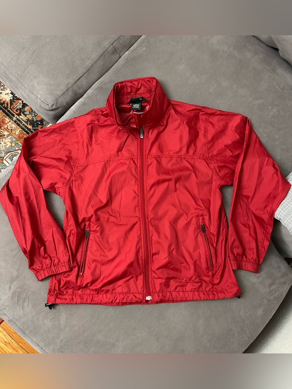 Vintage LL Bean Rain Jacket Womens Medium Reg Solid Red Nylon Windbreaker Hooded